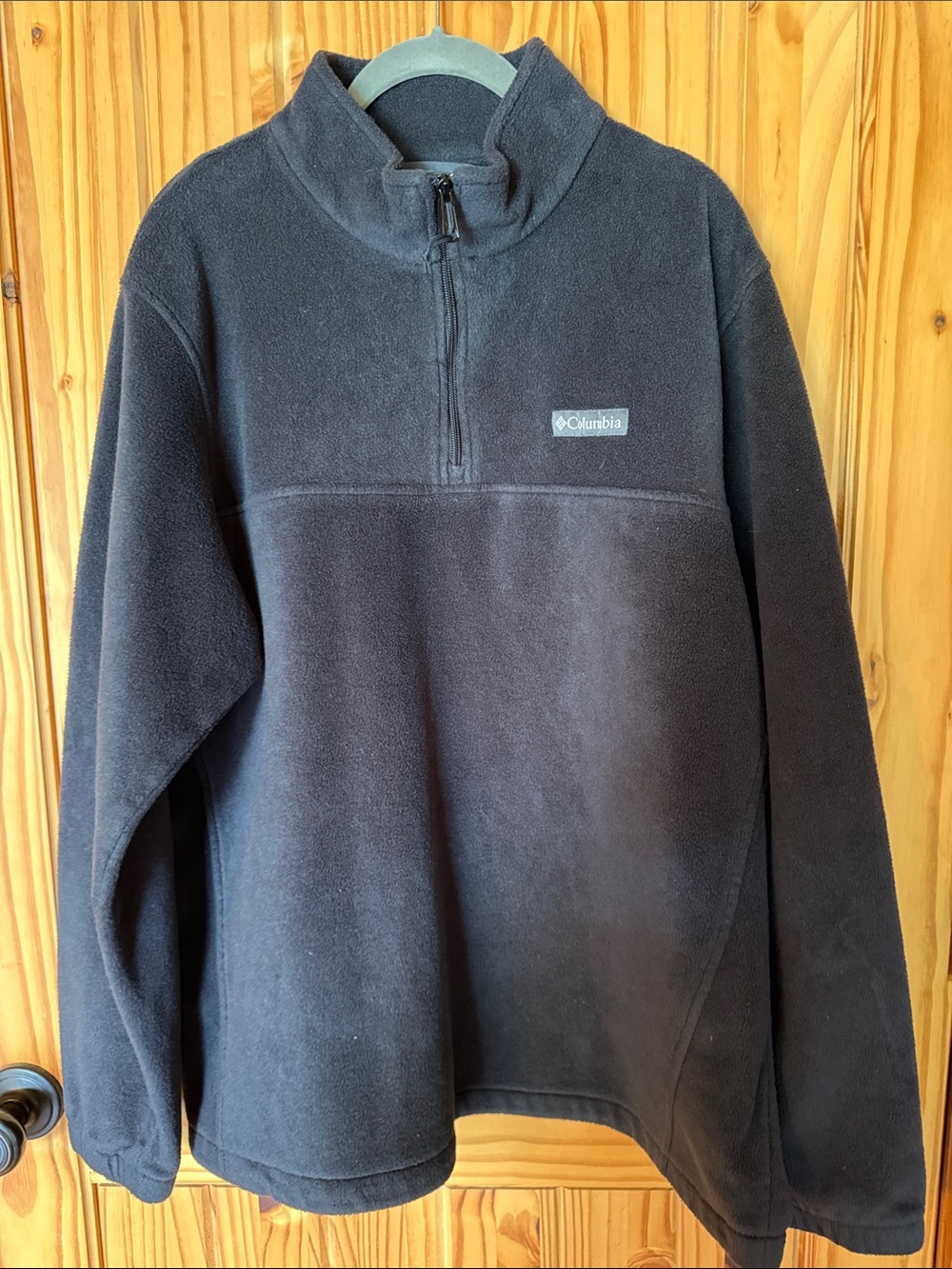 Columbia Men’s Black Zip-Up Fleece Pullover